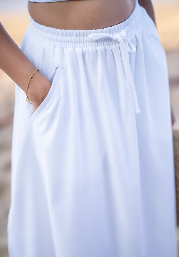 ZUZI WHITE SKIRT